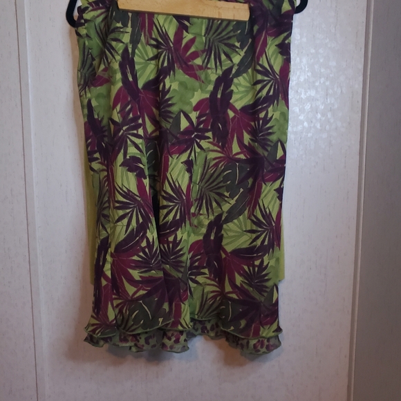 Requirements 2 piece set tank and skirt size M Vintage Peice - Picture 6 of 17